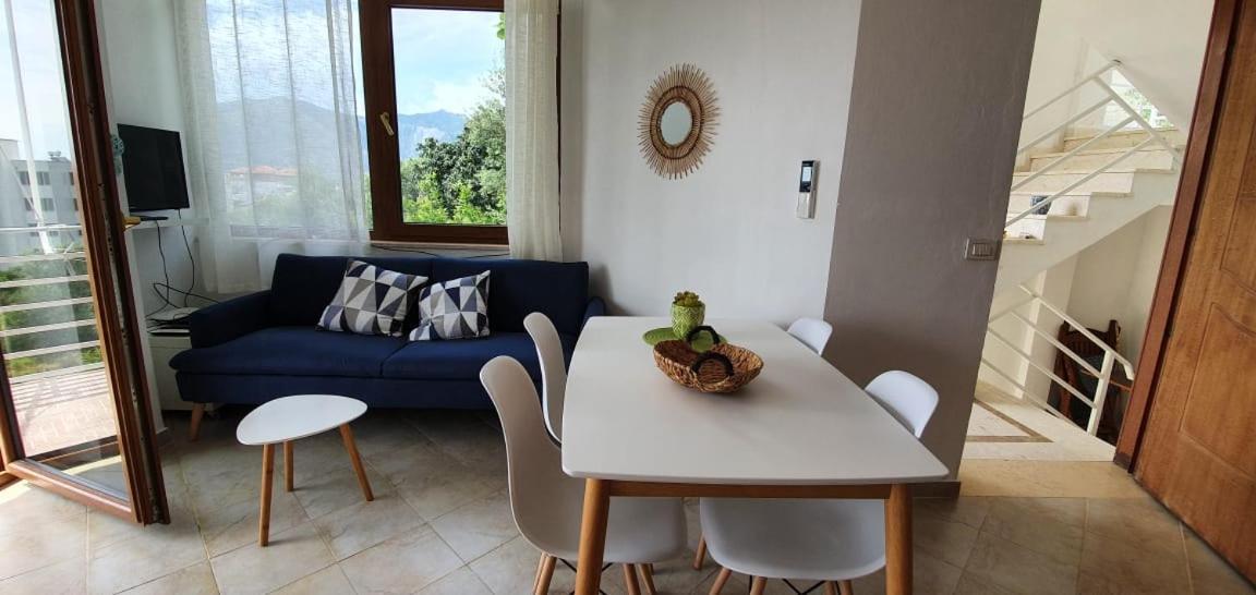 Seaview Apartment Borsh Exterior foto