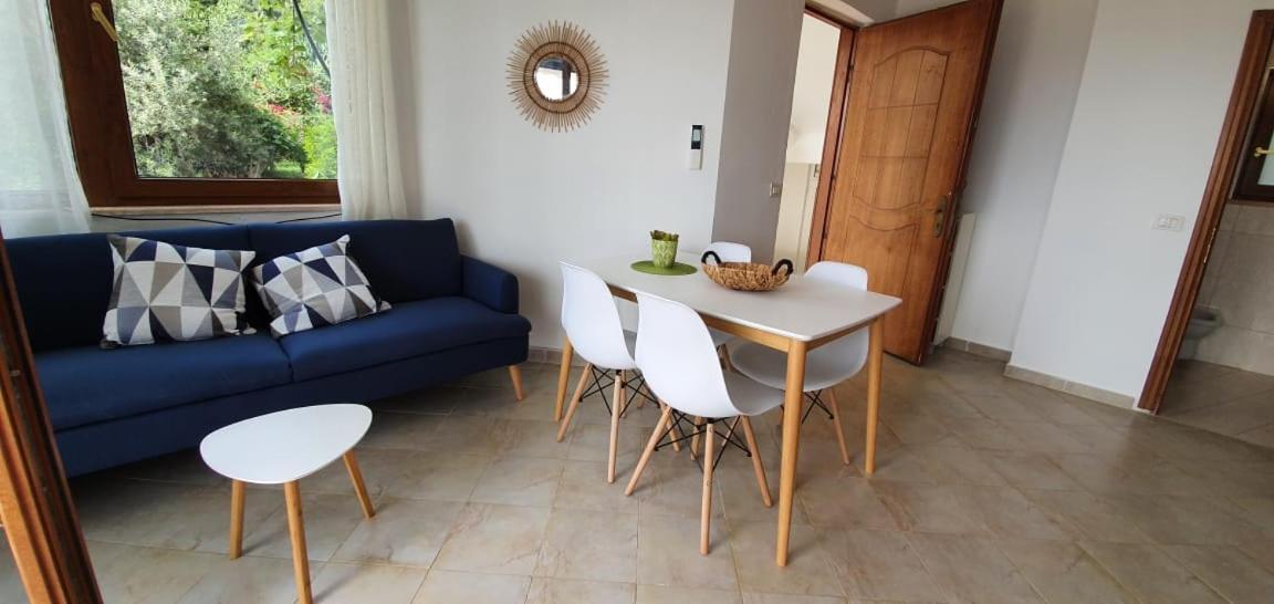 Seaview Apartment Borsh Exterior foto